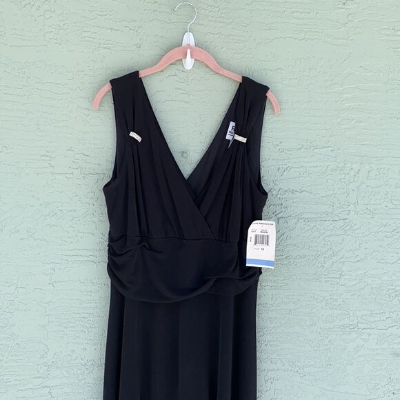 R&M Richards Sz 18 NWT Black Dress - Picture 4 of 11